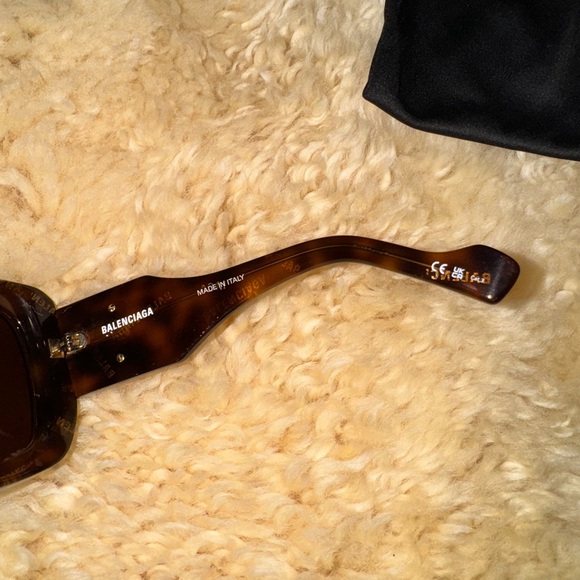 Original BALENCIAGA Logo 53 MM SQUARE BB0069S 0069S SUNGLASSES Havana 002 - Picture 9 of 13